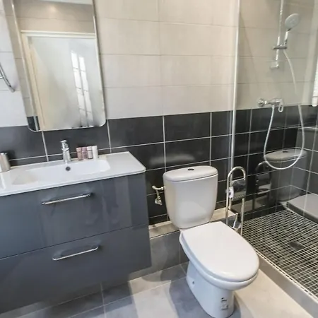 Croisette Rue Meynadier Palais 1 Mn Modern 1 Bedroom By Olam דירה קאן